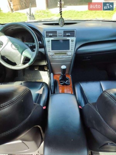 Toyota Camry 2011