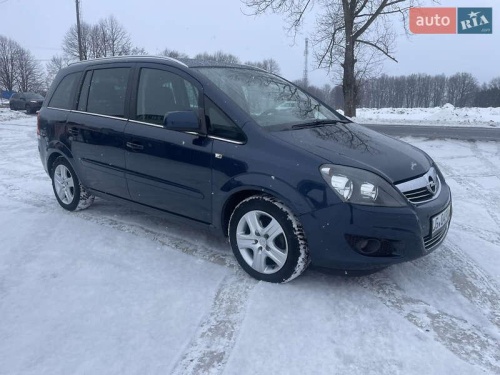 Opel Zafira 2011