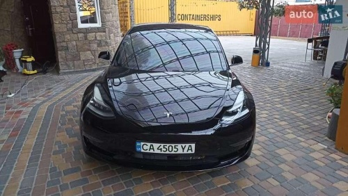 Tesla Model 3 2018