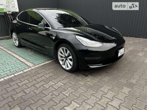 Tesla Model 3 2018