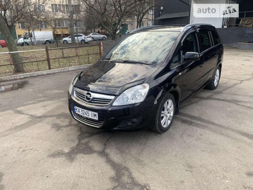 Opel Zafira 2011