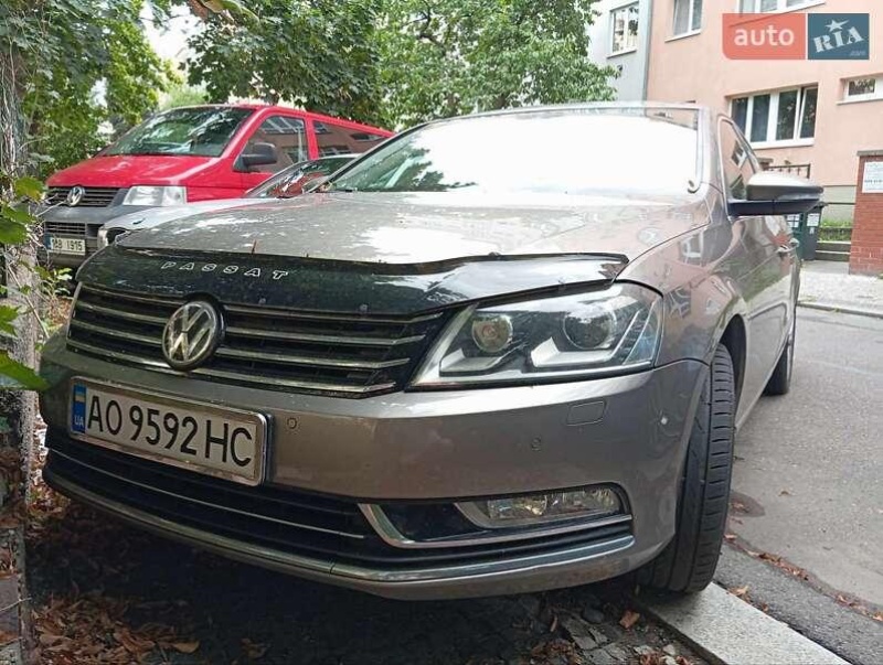 Volkswagen Passat 2011