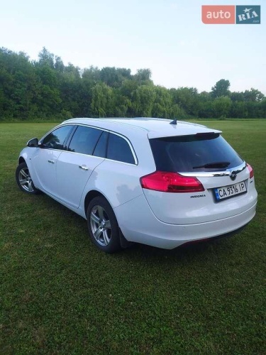Opel Insignia 2011