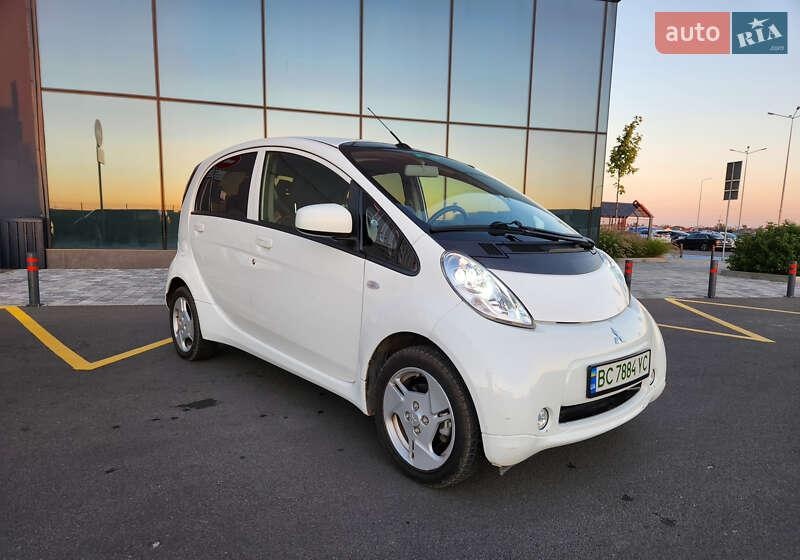 Mitsubishi i-MiEV 2016