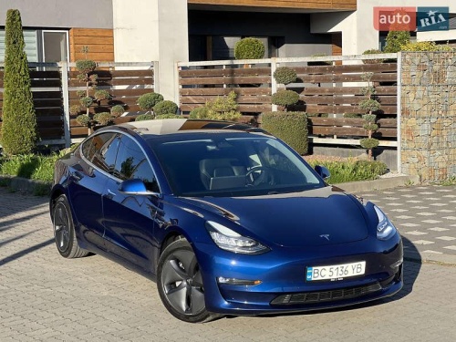 Tesla Model 3 2019