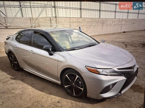 Toyota Camry 2018
