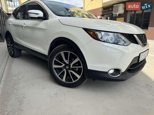 Nissan Rogue Sport 2018