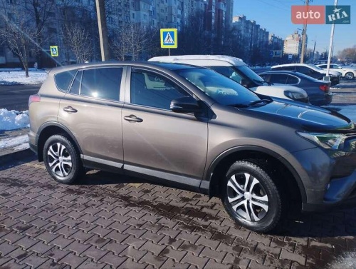 Toyota RAV4 2017