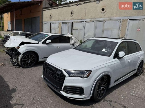 Audi Q7 2021