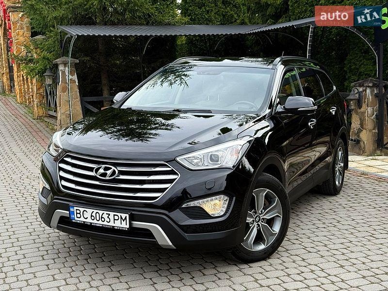 Hyundai Grand Santa Fe 2016