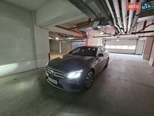 Mercedes-Benz E-Class 2018