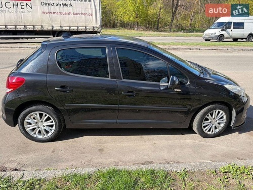 Peugeot 207 2010