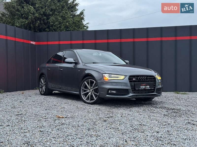 Audi A4 2015