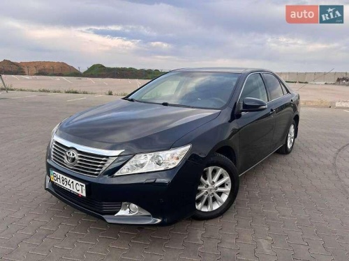 Toyota Camry 2014
