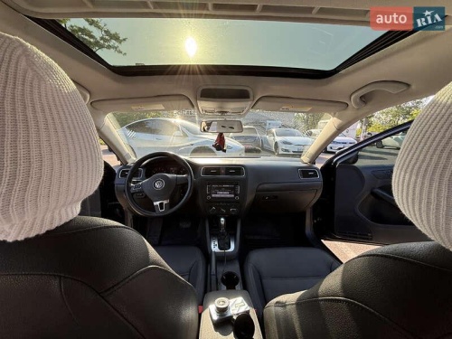 Volkswagen Jetta 2012