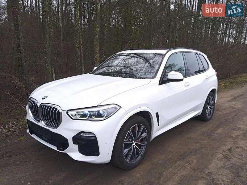 BMW X5 2021