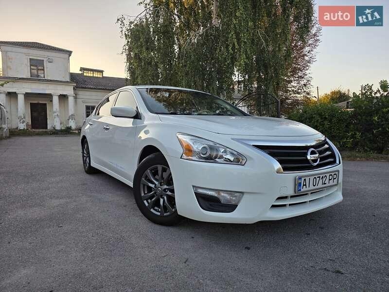 Nissan Altima 2015