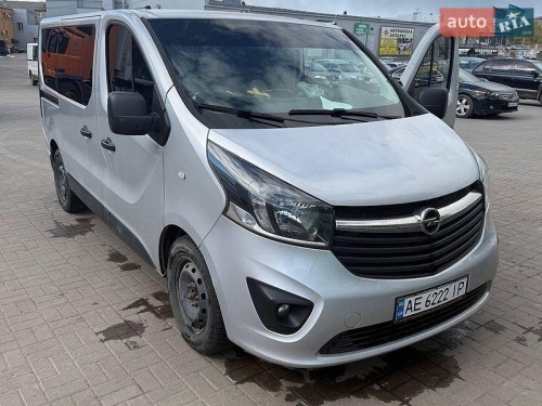 Opel Vivaro 2015