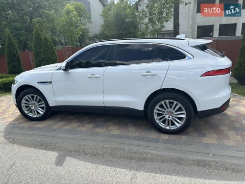 Jaguar F-Pace 2016