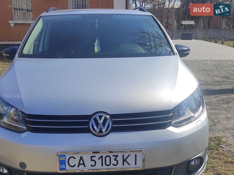 Volkswagen Touran 2012