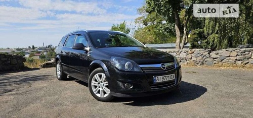 Opel Astra 2010