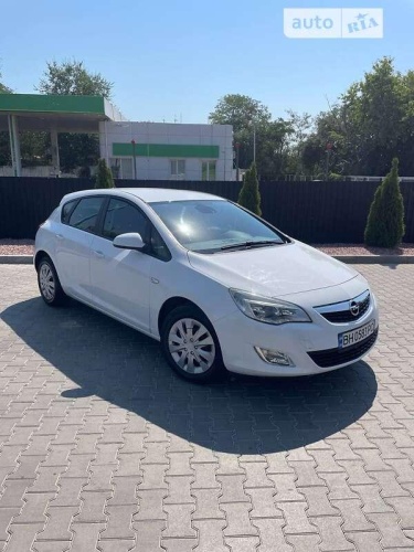 Opel Astra 2010