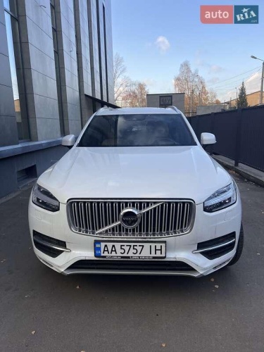 Volvo XC90 2016