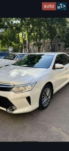 Toyota Camry 2017