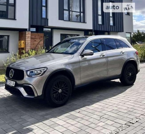 Mercedes-Benz GLC-Class 2019
