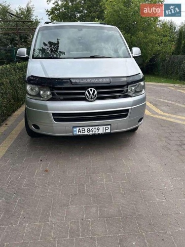 Volkswagen Caravelle 2012