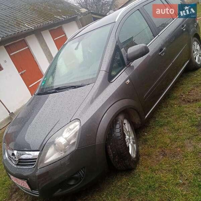 Opel Zafira 2010