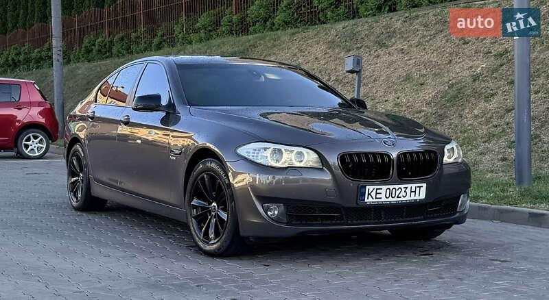 BMW 5 Series 2012