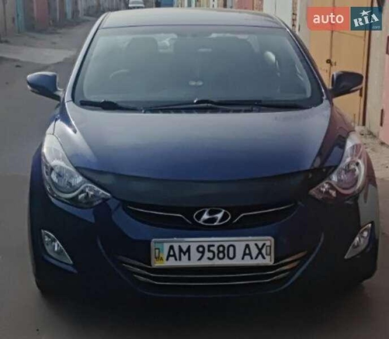 Hyundai Elantra 2012