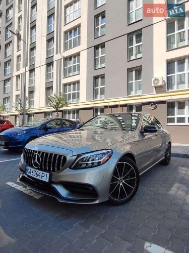 Mercedes-Benz C-Class 2019