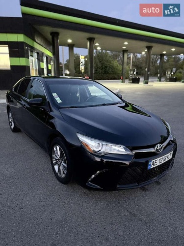 Toyota Camry 2016