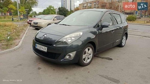 Renault Scenic 2011