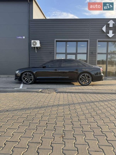 Audi A8 2015