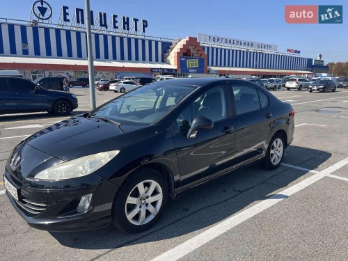 Peugeot 408 2012