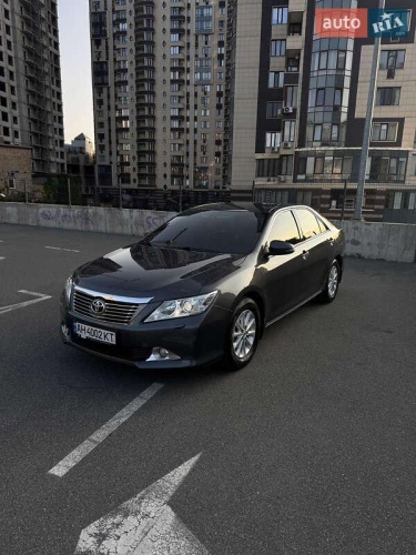 Toyota Camry 2013
