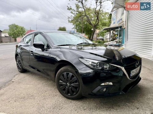 Mazda 3 2015