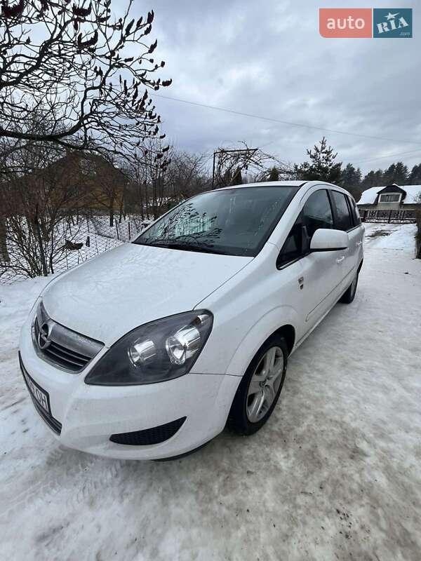 Opel Zafira 2010