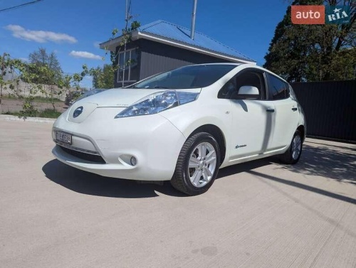 Nissan Leaf 2011