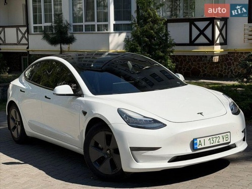 Tesla Model 3 2019