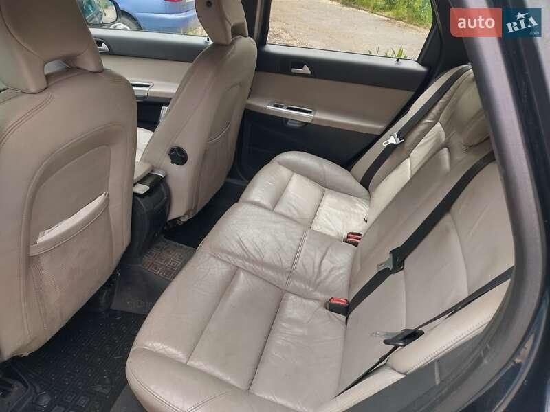 Volvo V50 2010