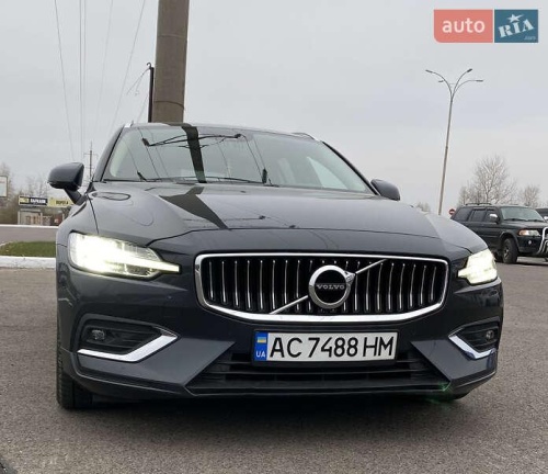 Volvo V60 2019