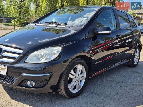 Mercedes-Benz B-Class 2011