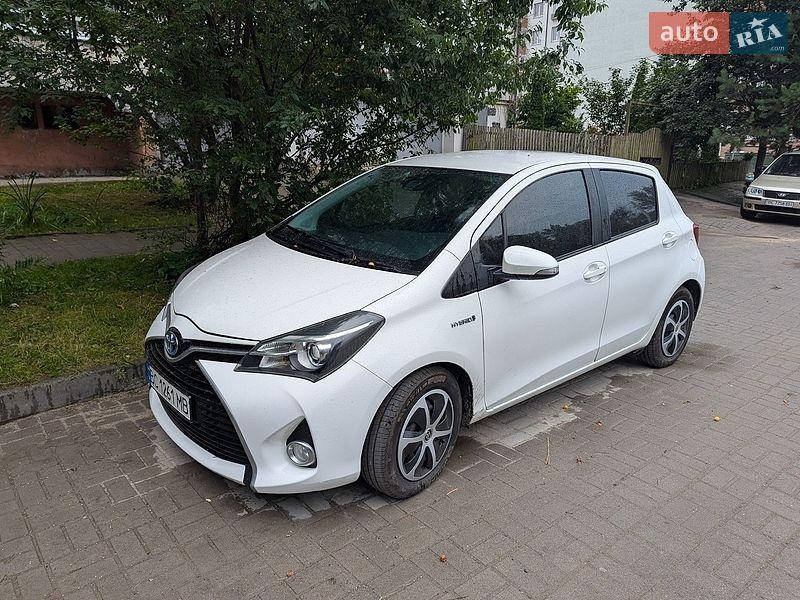 Toyota Yaris 2016