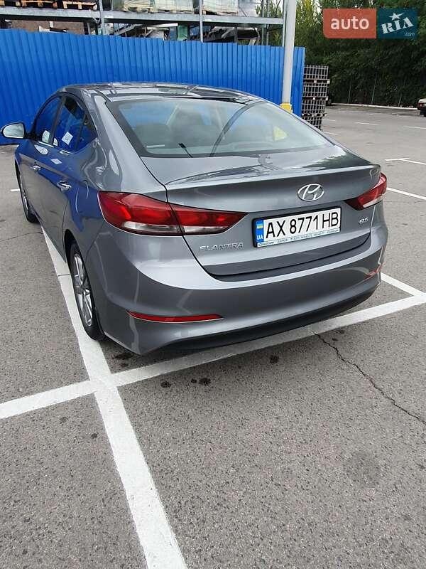 Hyundai Elantra 2018