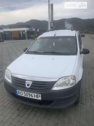 Dacia Logan 2011