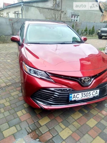 Toyota Camry 2017